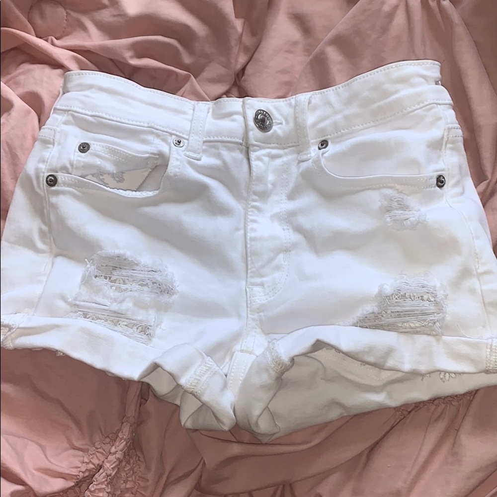 American eagle white shorts